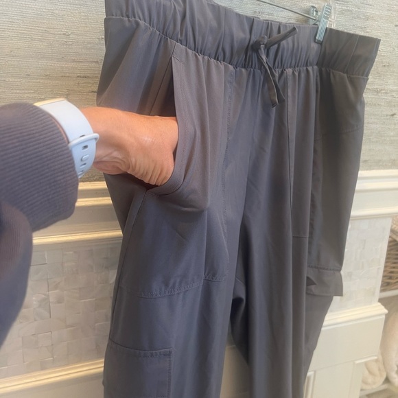 Large all in motion lightweight gray joggers cargo pockets drawstring - Picture 4 of 12